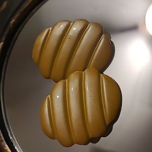 Vintage Metal Stamped Yellow Painted Shell Studs